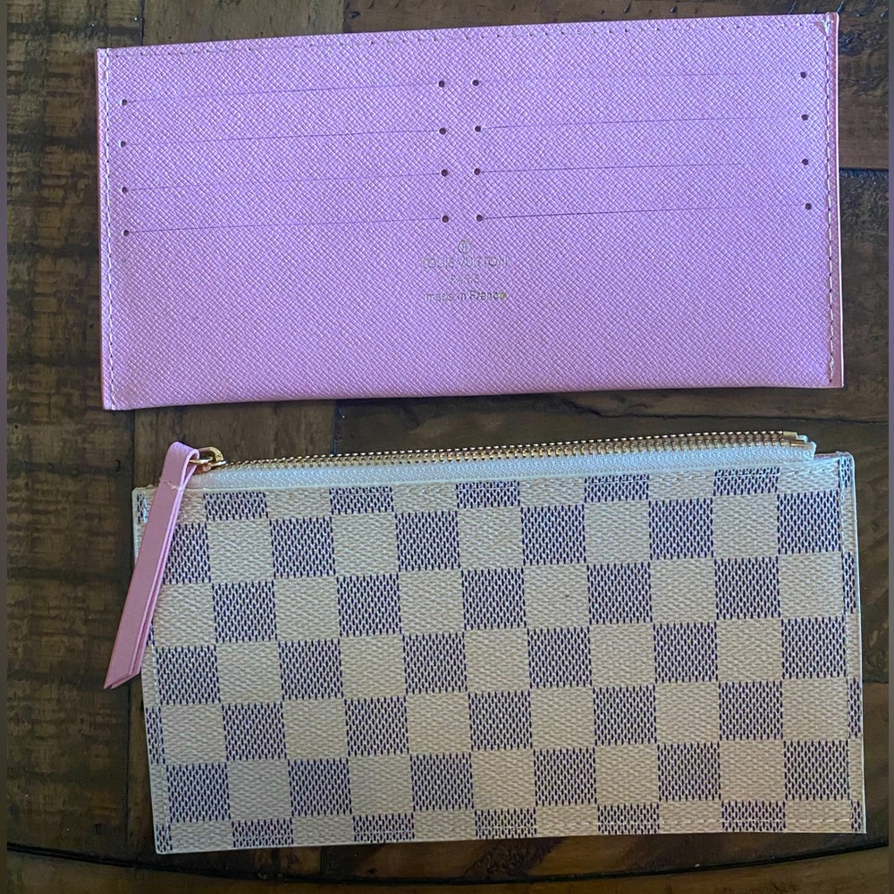 Louis Vuitton wallet with card holder (faux)